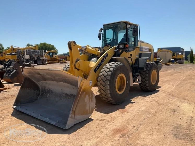 Used Komatsu Loader